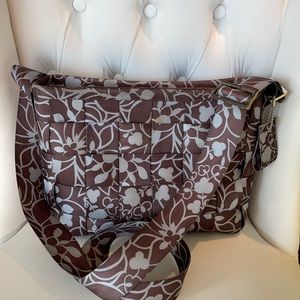 Harvey’s Crossbody Messenger Chocolate Floral